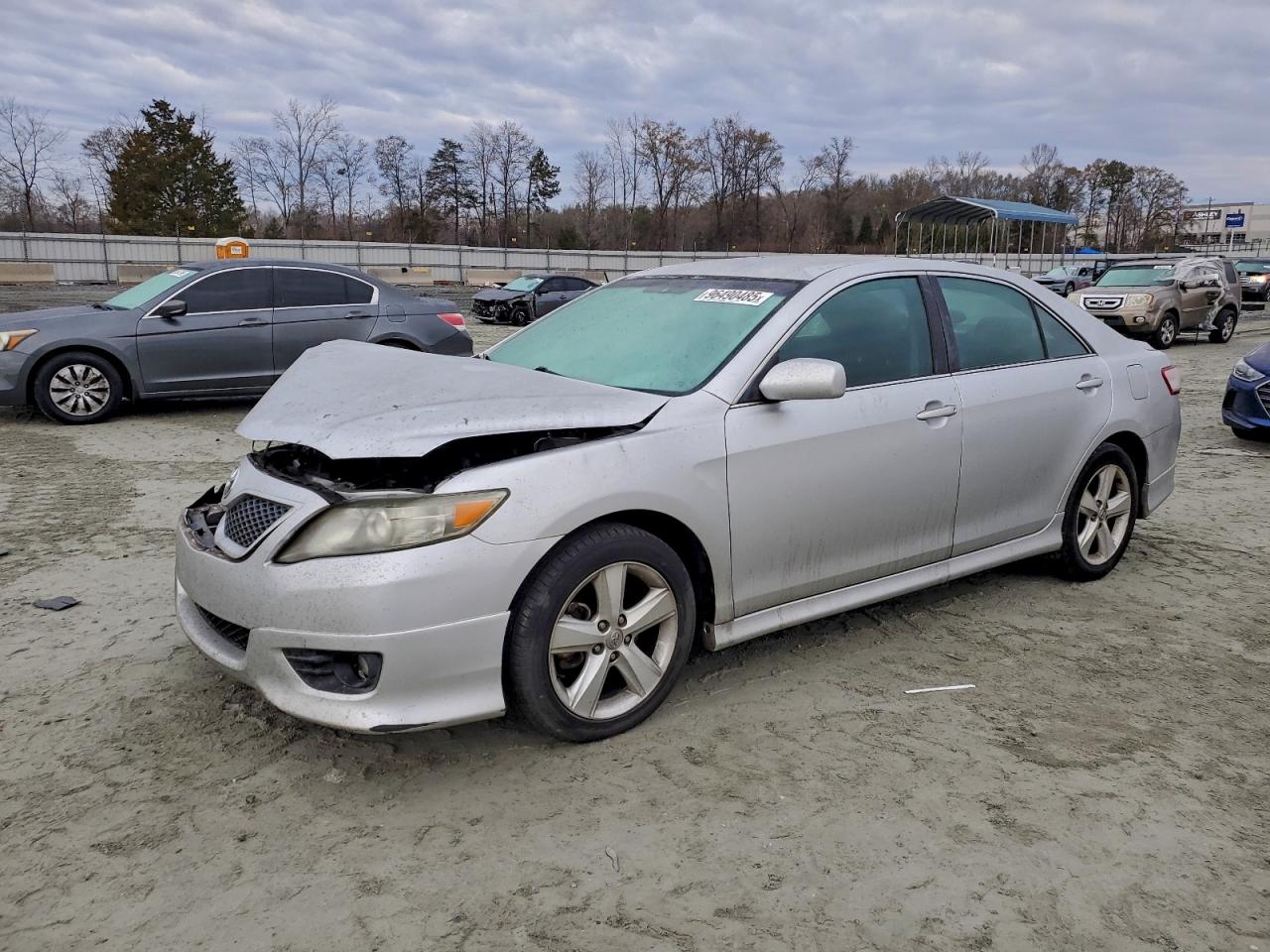 2011 TOYOTA CAMRY
