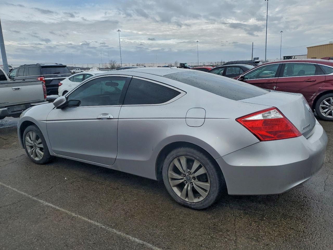 2010 HONDA ACCORD EXL photo 2