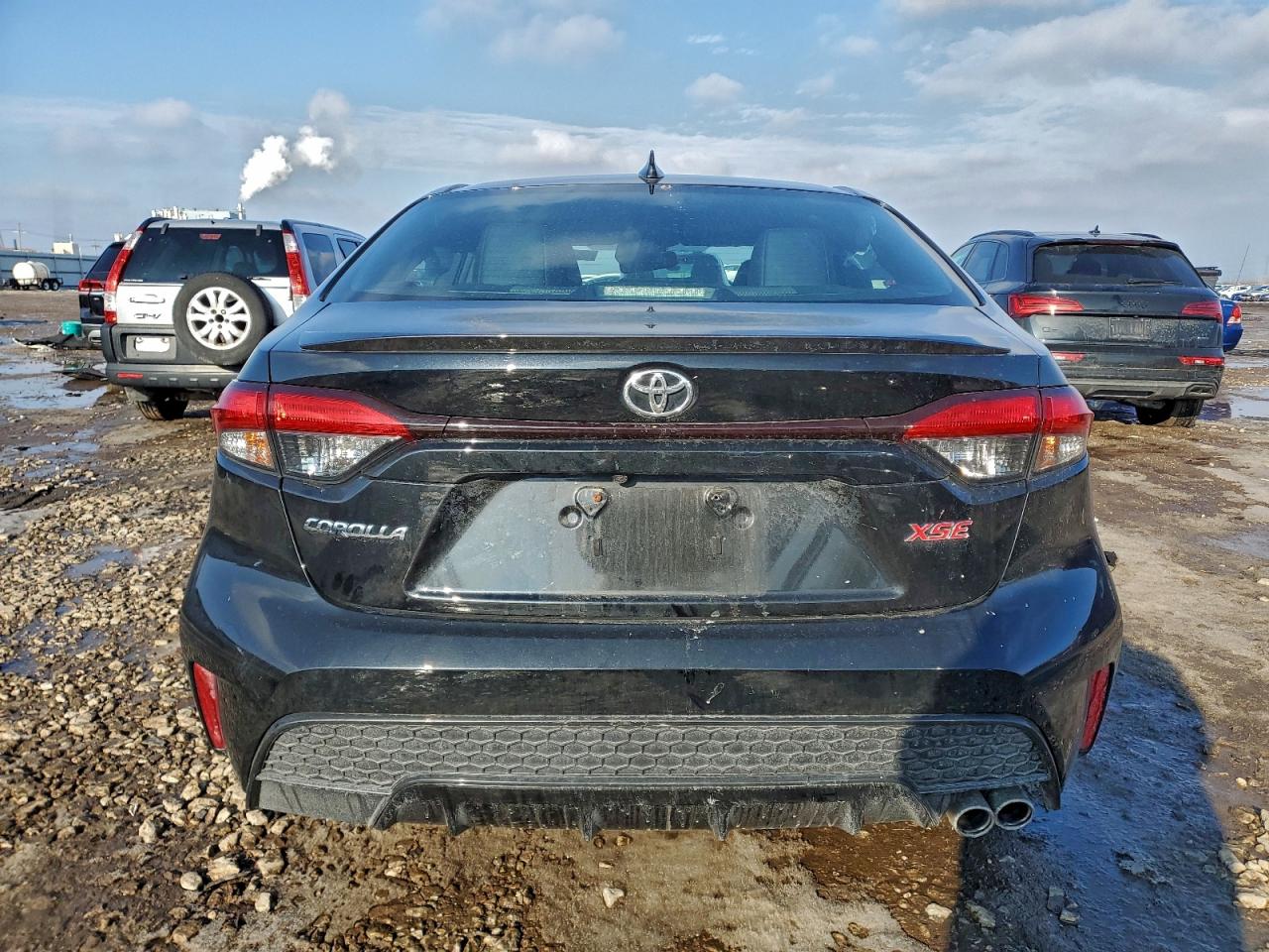 2022 TOYOTA COROLLA XSE photo 11