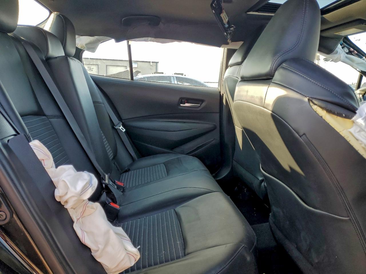 2022 TOYOTA COROLLA XSE photo 19