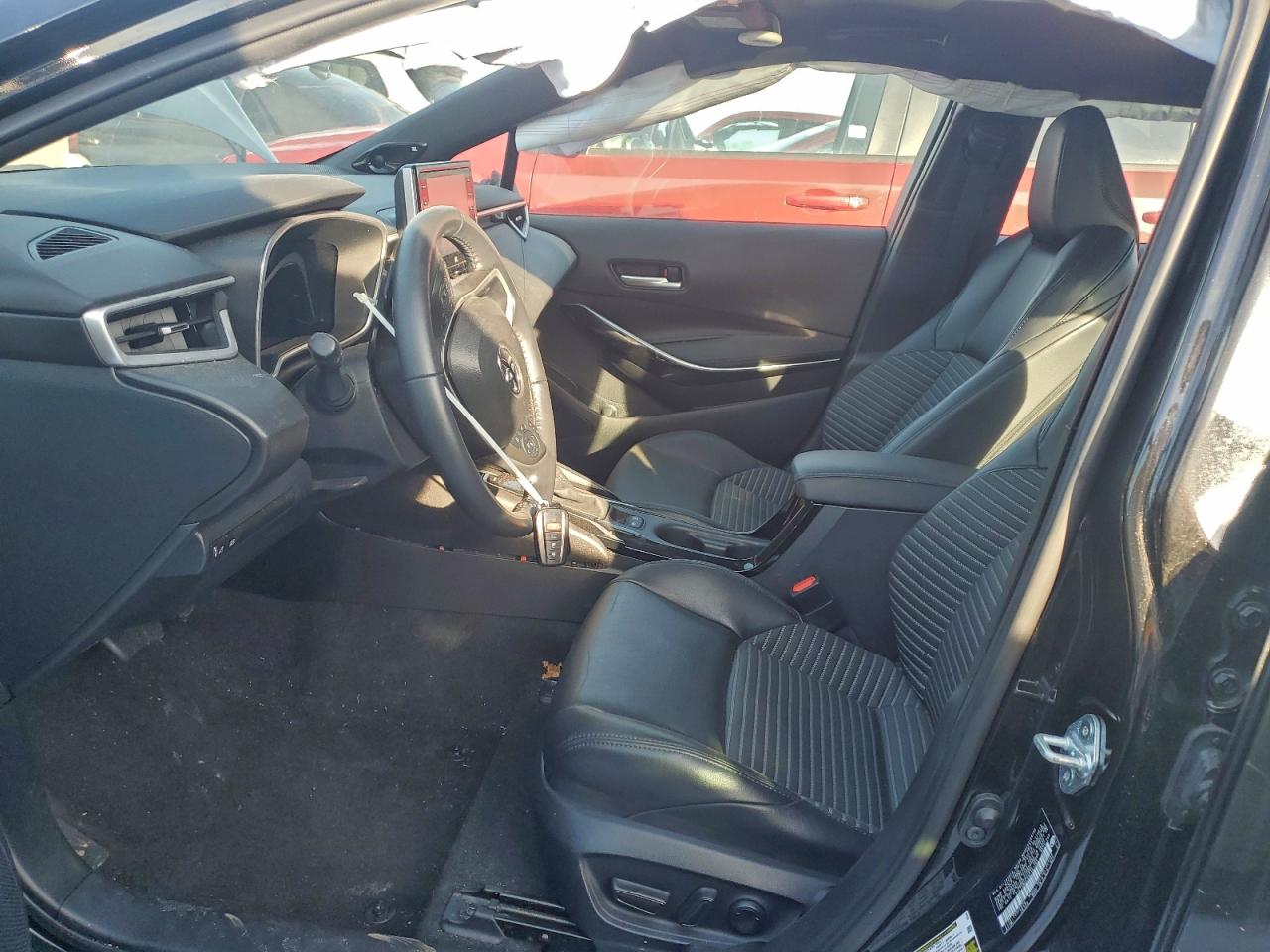 2022 TOYOTA COROLLA XSE photo 13