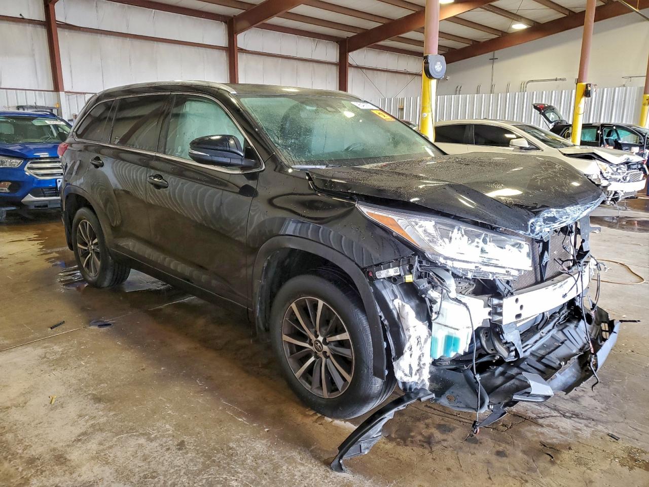 2018 TOYOTA HIGHLANDER SE photo 4