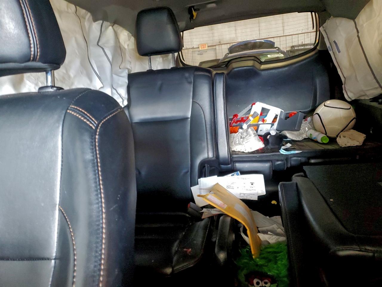 2018 TOYOTA HIGHLANDER SE photo 10