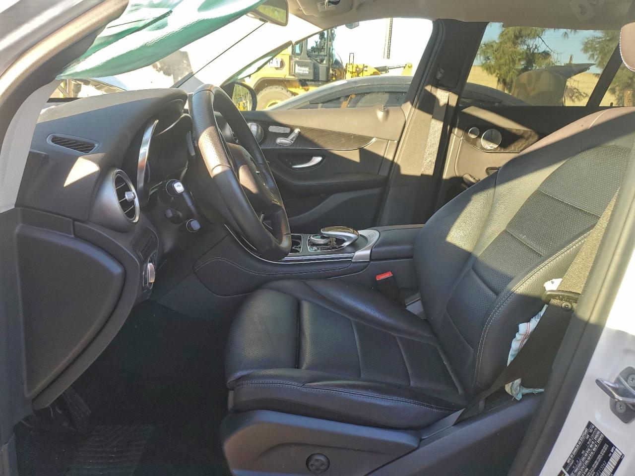 2017 MERCEDES-BENZ GLC 300 photo 7