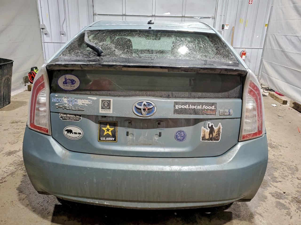 2014 TOYOTA PRIUS photo 11