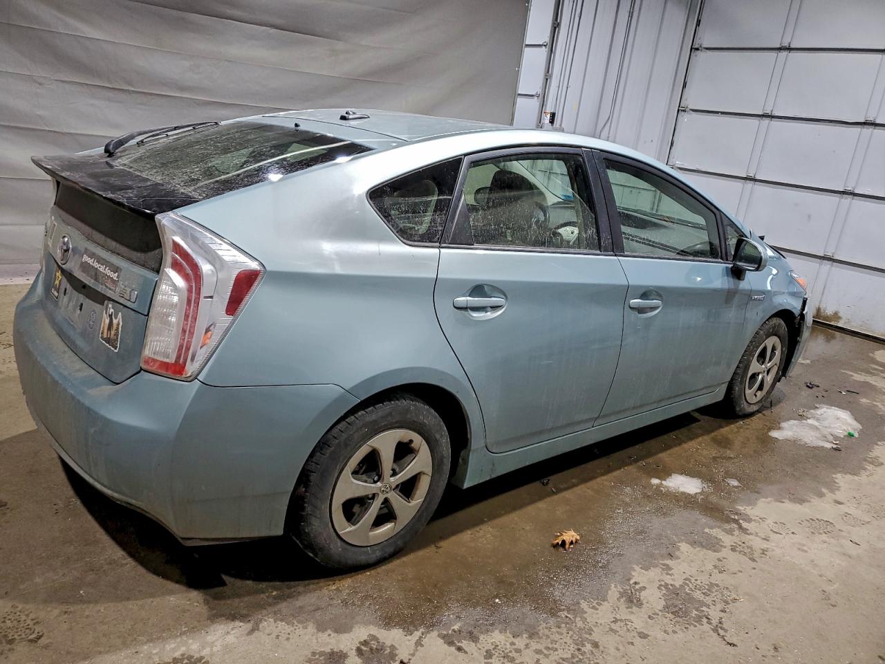 2014 TOYOTA PRIUS photo 5