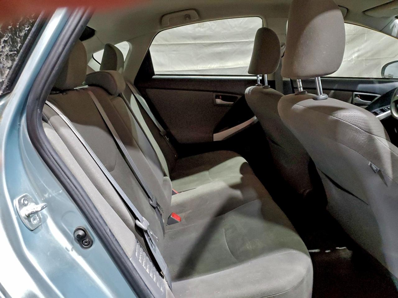 2014 TOYOTA PRIUS photo 21