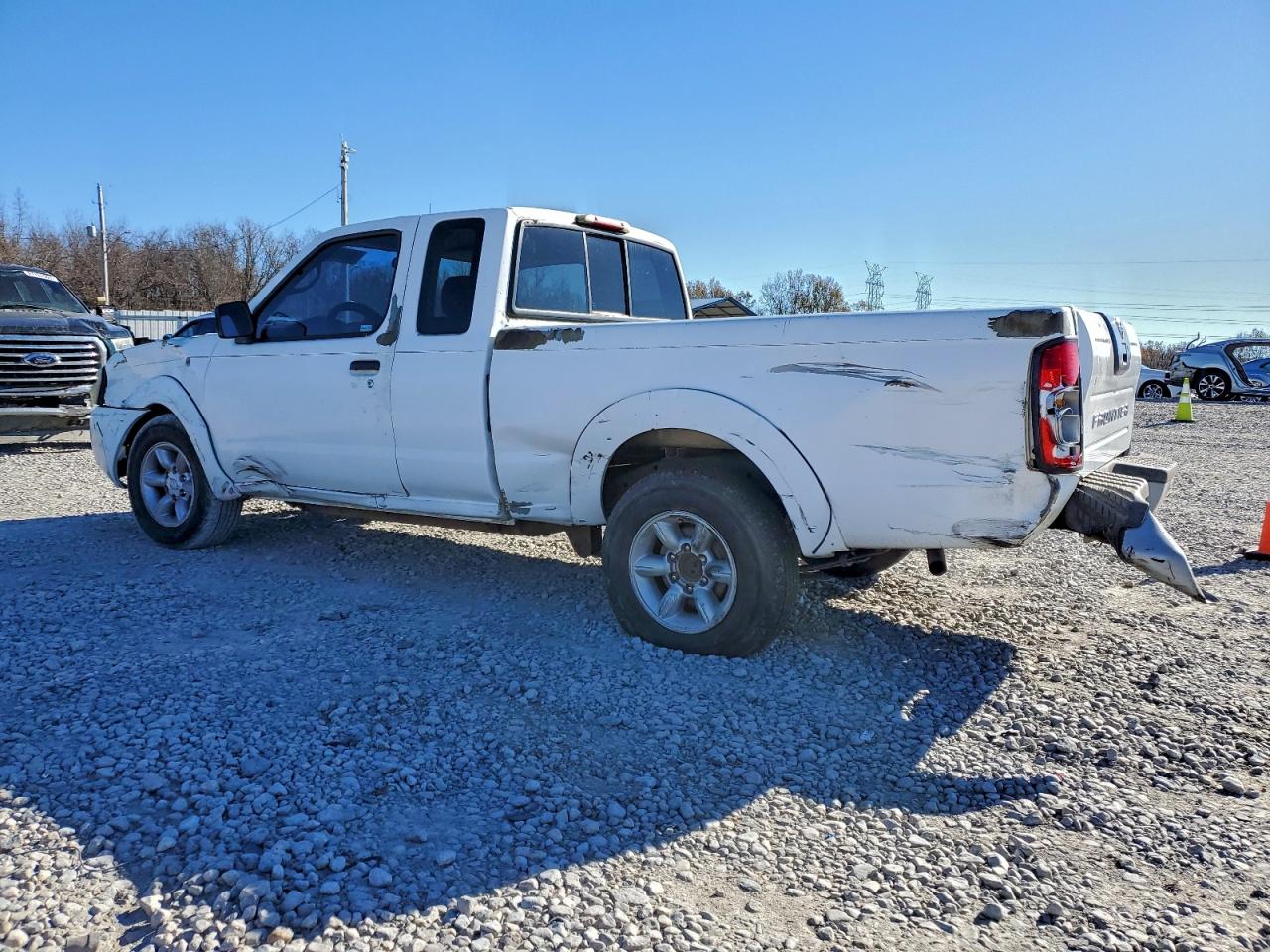 2003 NISSAN FRONTIER KING CAB XE photo 3