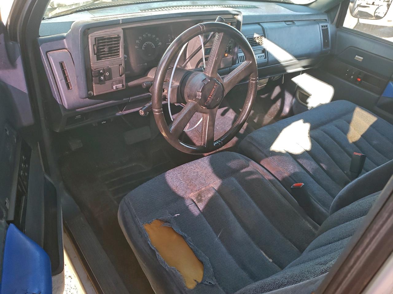 1989 CHEVROLET GMT-400 C1500 photo 8