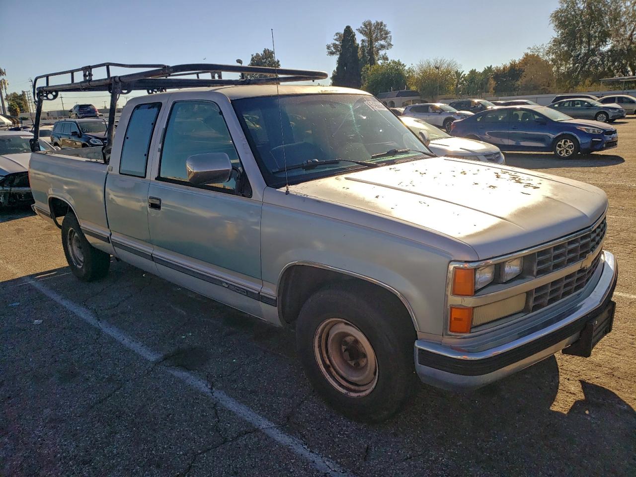 1989 CHEVROLET GMT-400 C1500 photo 4