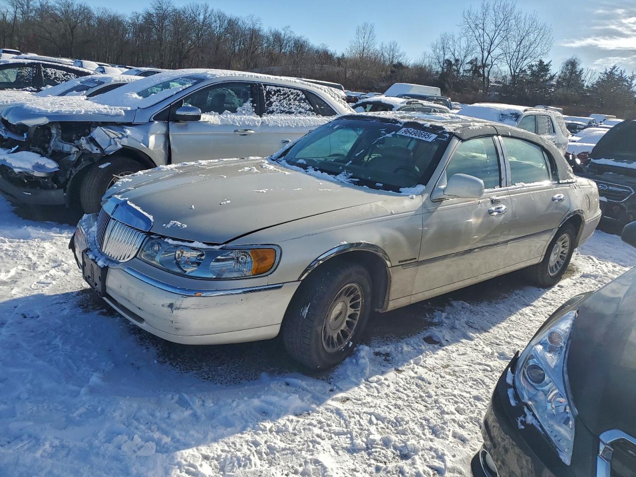 2001 LINCOLN TOWN CAR