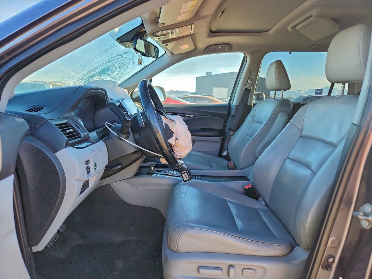 2016 HONDA PILOT TOURING photo 7