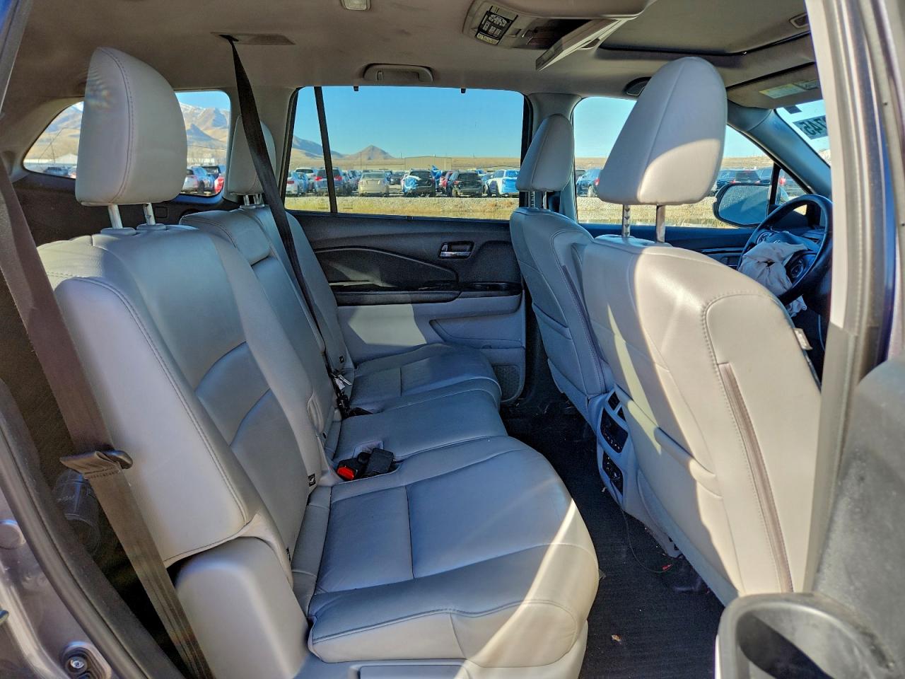 2016 HONDA PILOT TOURING photo 10