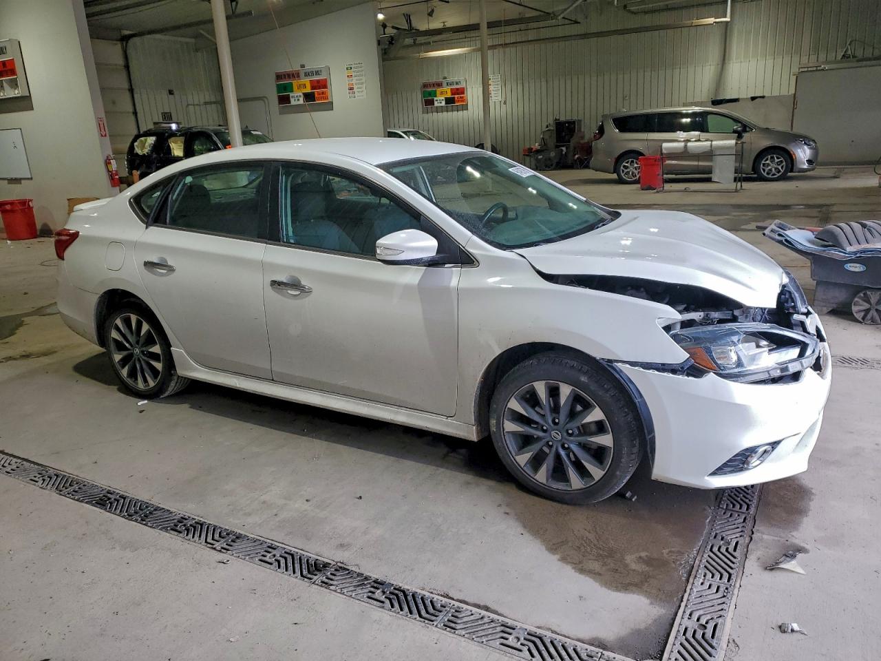 2017 NISSAN SENTRA S photo 4