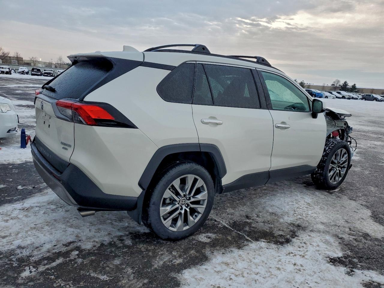 2022 TOYOTA RAV4 LIMITED photo 3