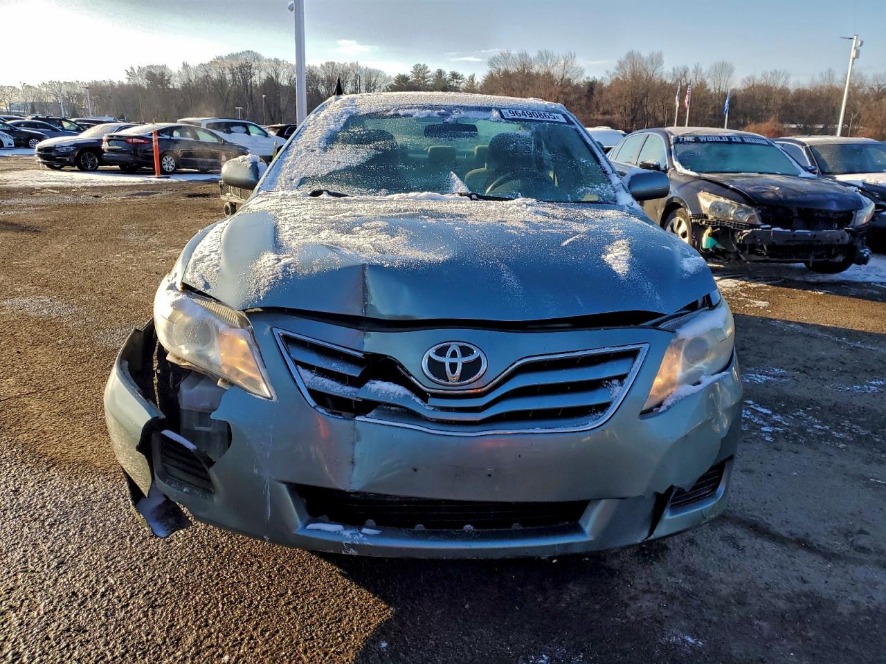2010 TOYOTA CAMRY BASE photo 5