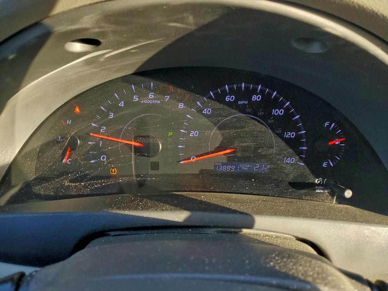 2010 TOYOTA CAMRY BASE photo 9