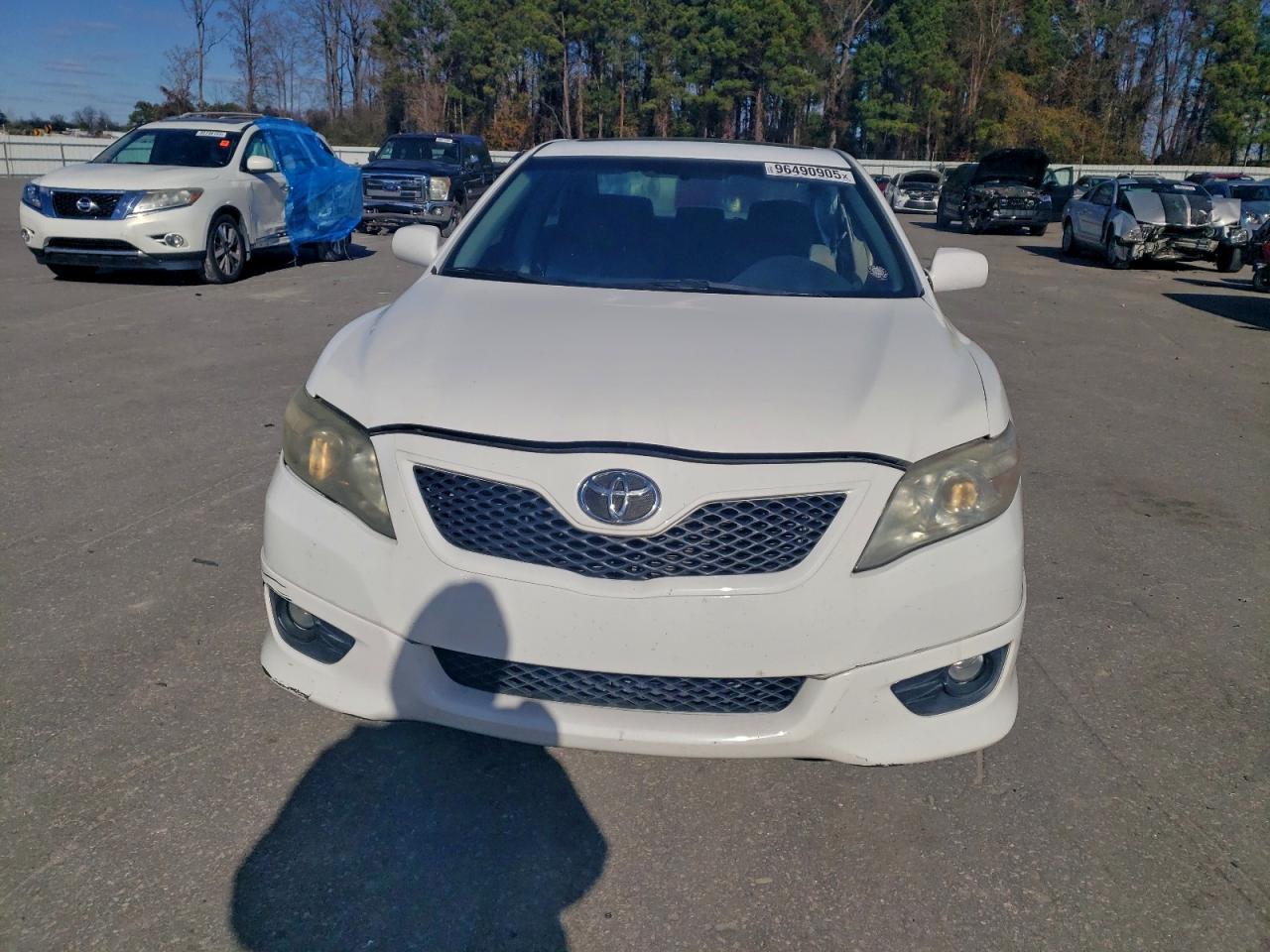2011 TOYOTA CAMRY BASE photo 5