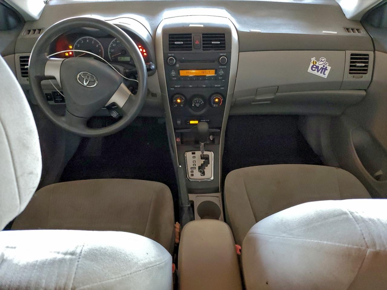 2010 TOYOTA COROLLA BASE photo 8