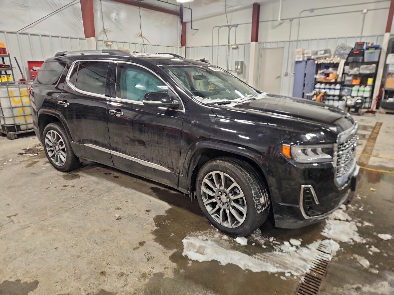 2023 GMC ACADIA DENALI photo 4