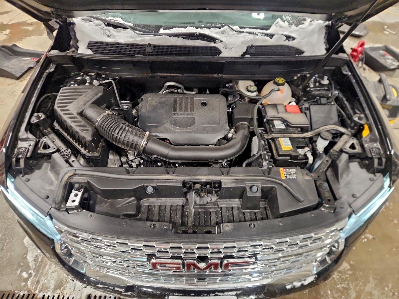 2023 GMC ACADIA DENALI photo 12