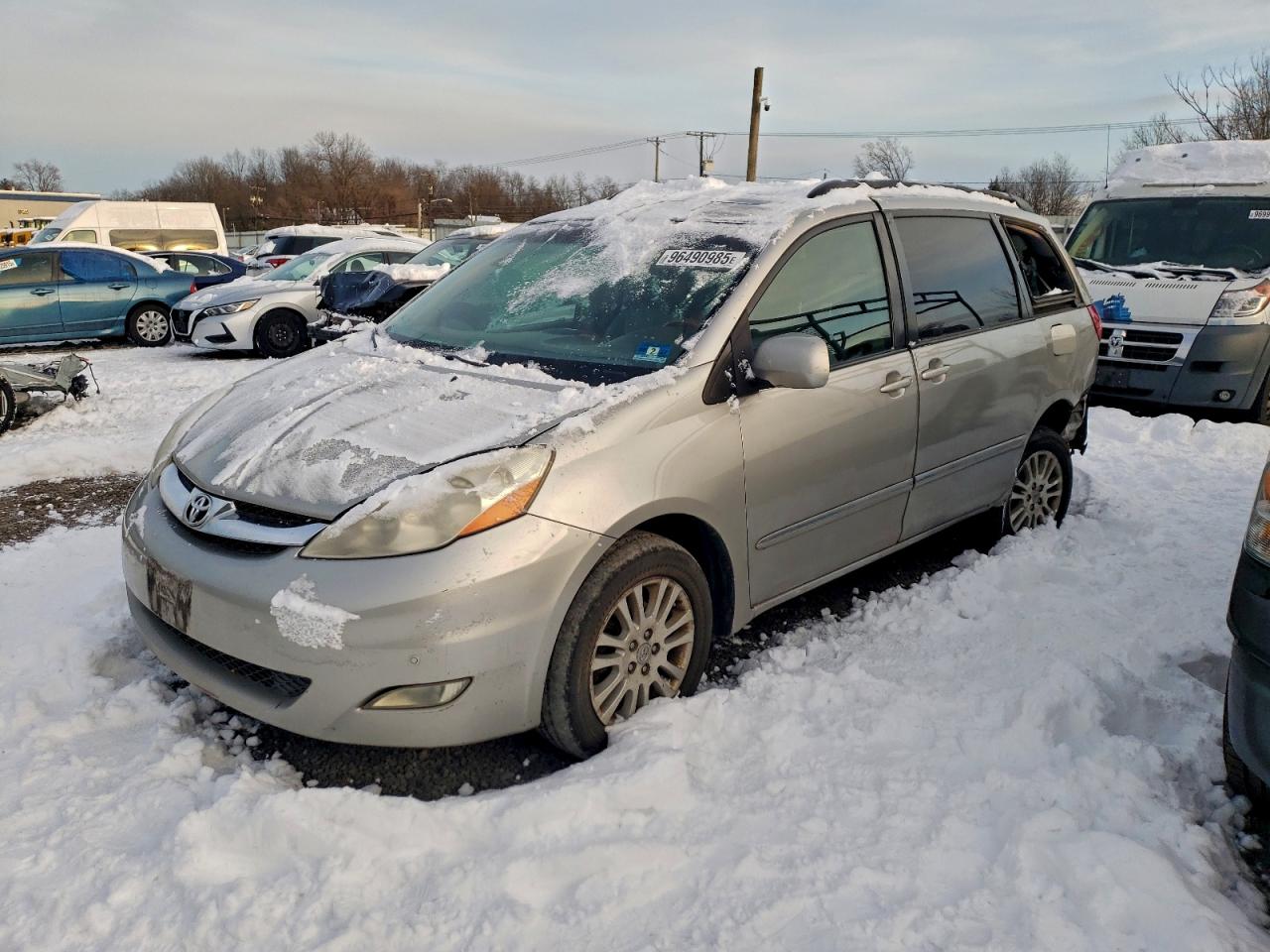 2008 TOYOTA SIENNA