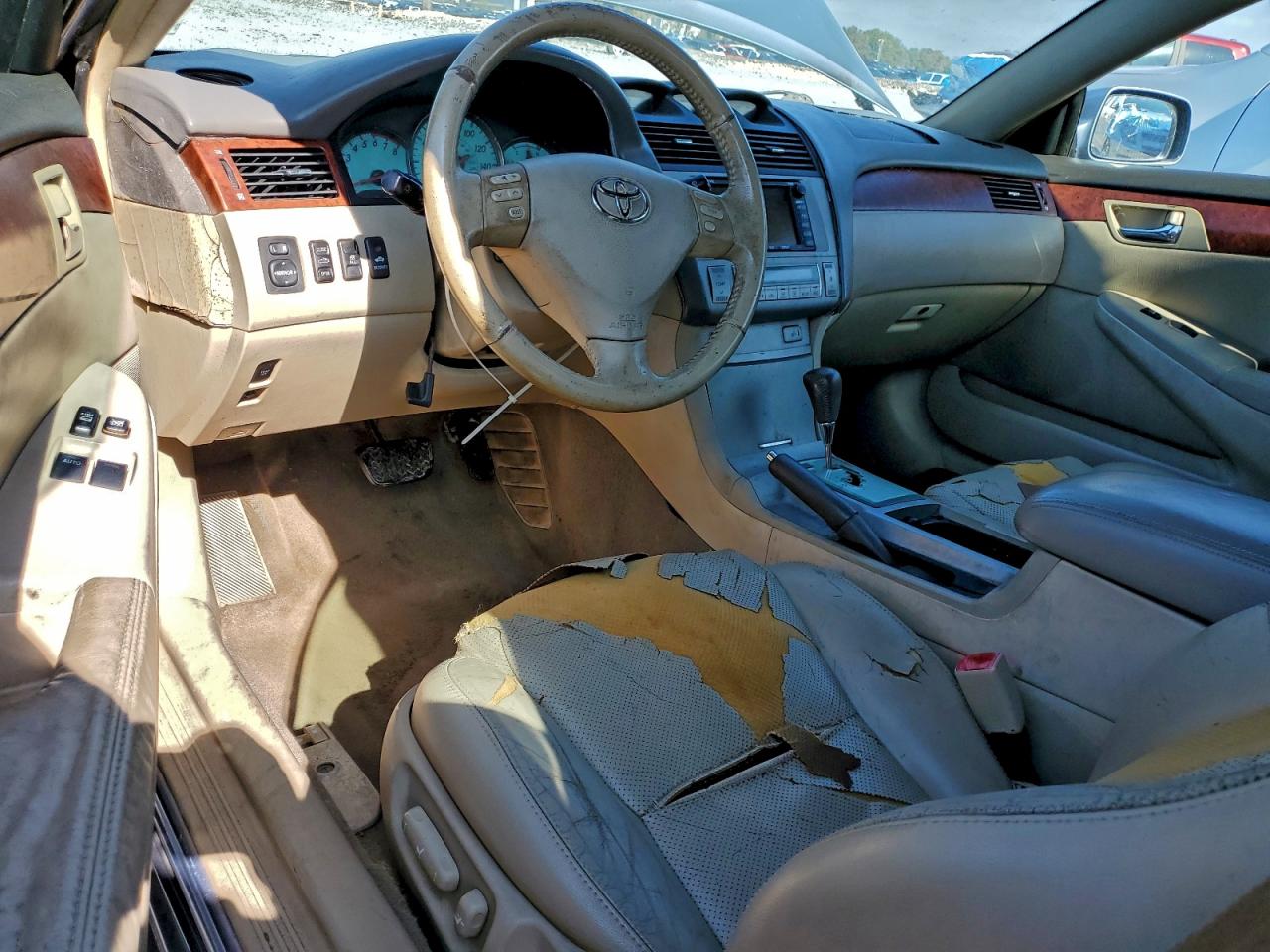 2006 TOYOTA CAMRY SOLARA SE photo 8
