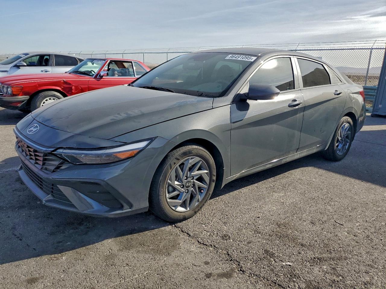 2024 HYUNDAI ELANTRA