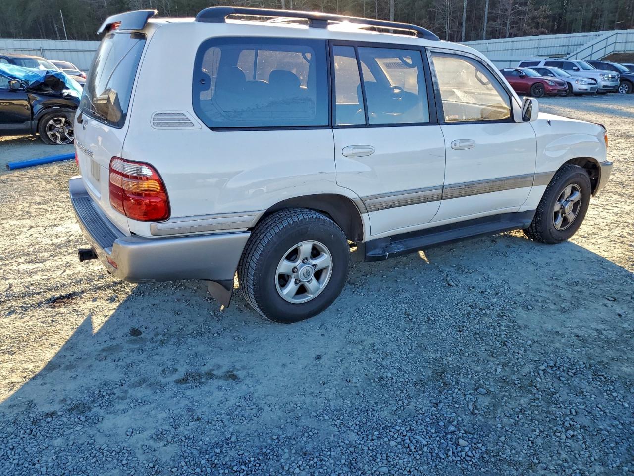 1998 TOYOTA LAND CRUISER photo 3