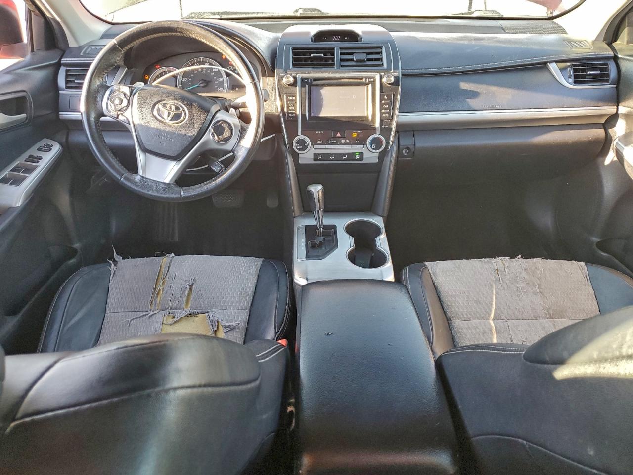 2012 TOYOTA CAMRY BASE photo 8
