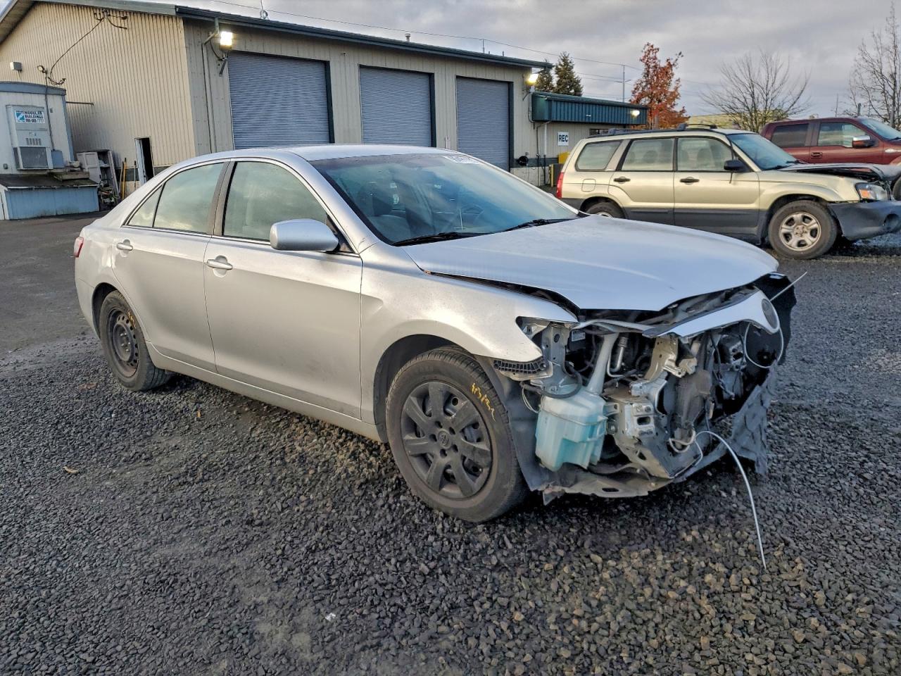 2010 TOYOTA CAMRY BASE photo 4