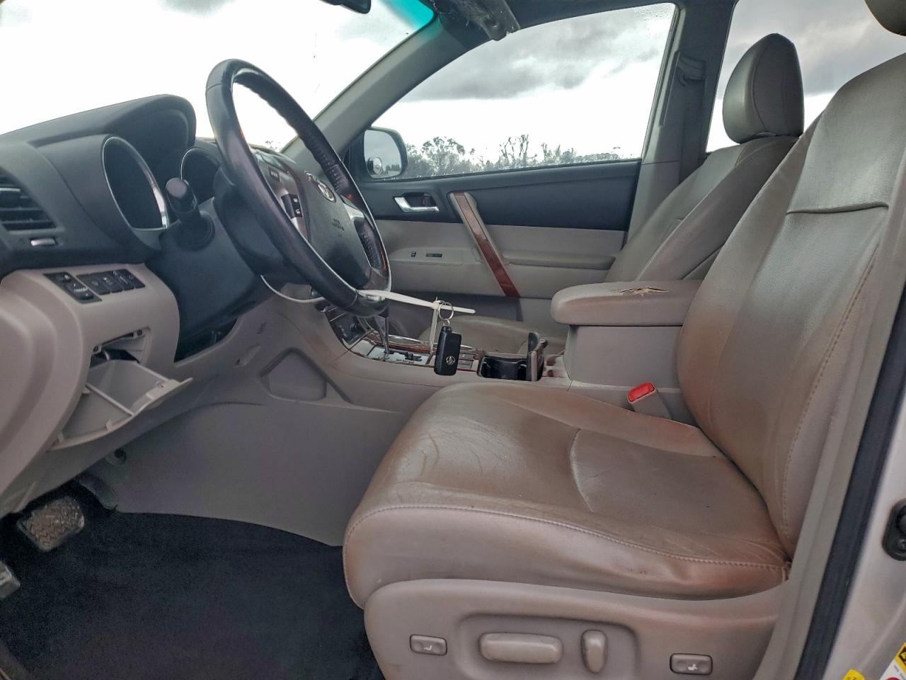 2012 TOYOTA HIGHLANDER LIMITED photo 7