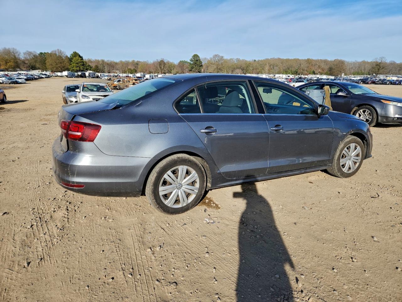 2017 VOLKSWAGEN JETTA S photo 3