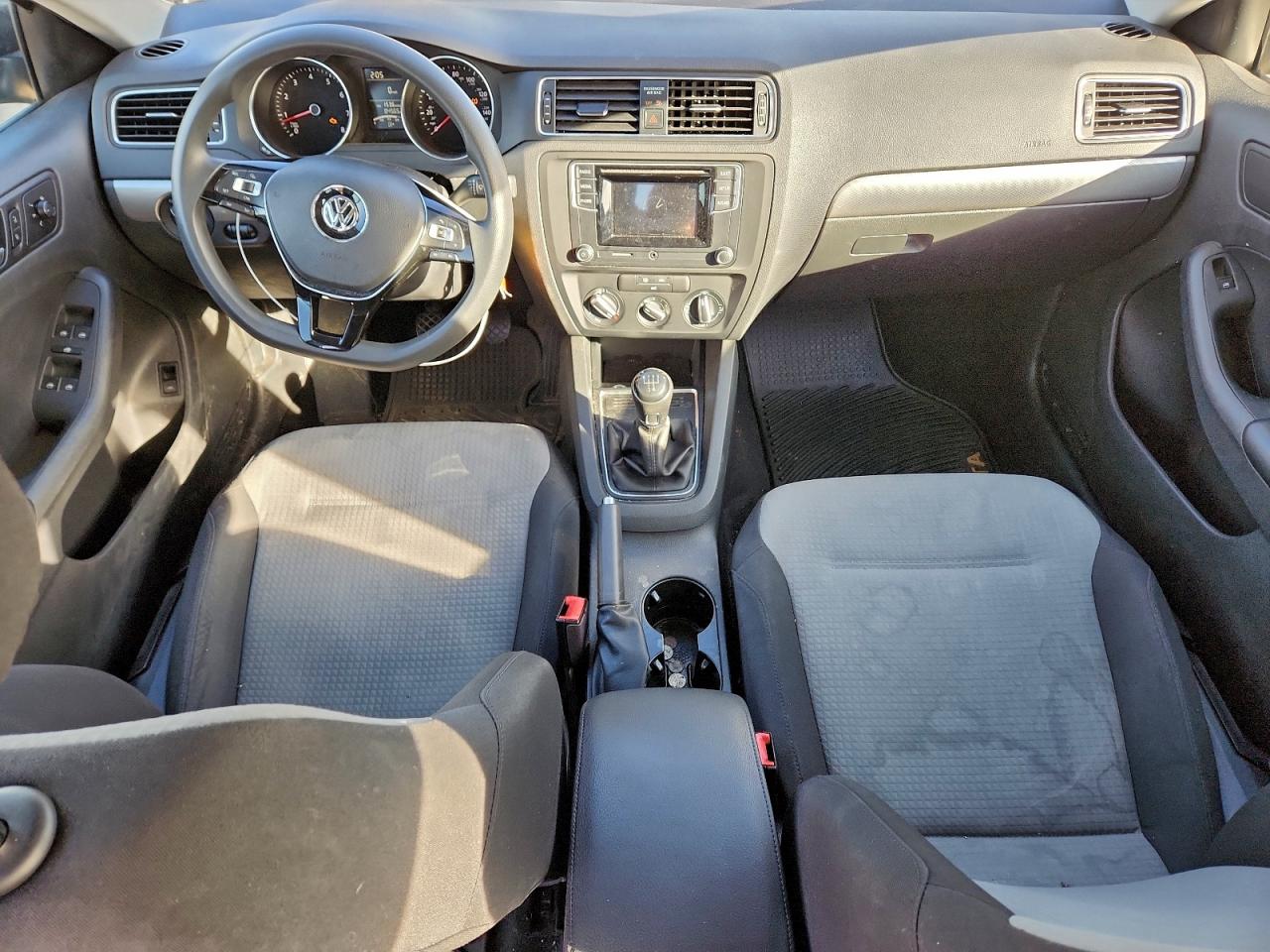 2017 VOLKSWAGEN JETTA S photo 8