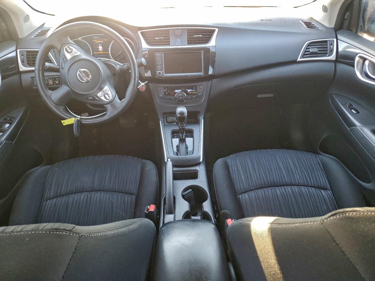 2019 NISSAN SENTRA S photo 8