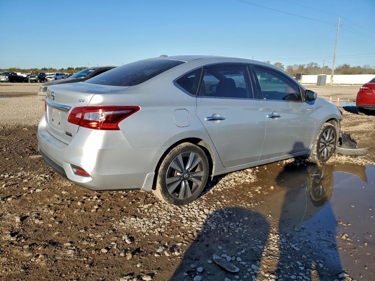 2019 NISSAN SENTRA S photo 3