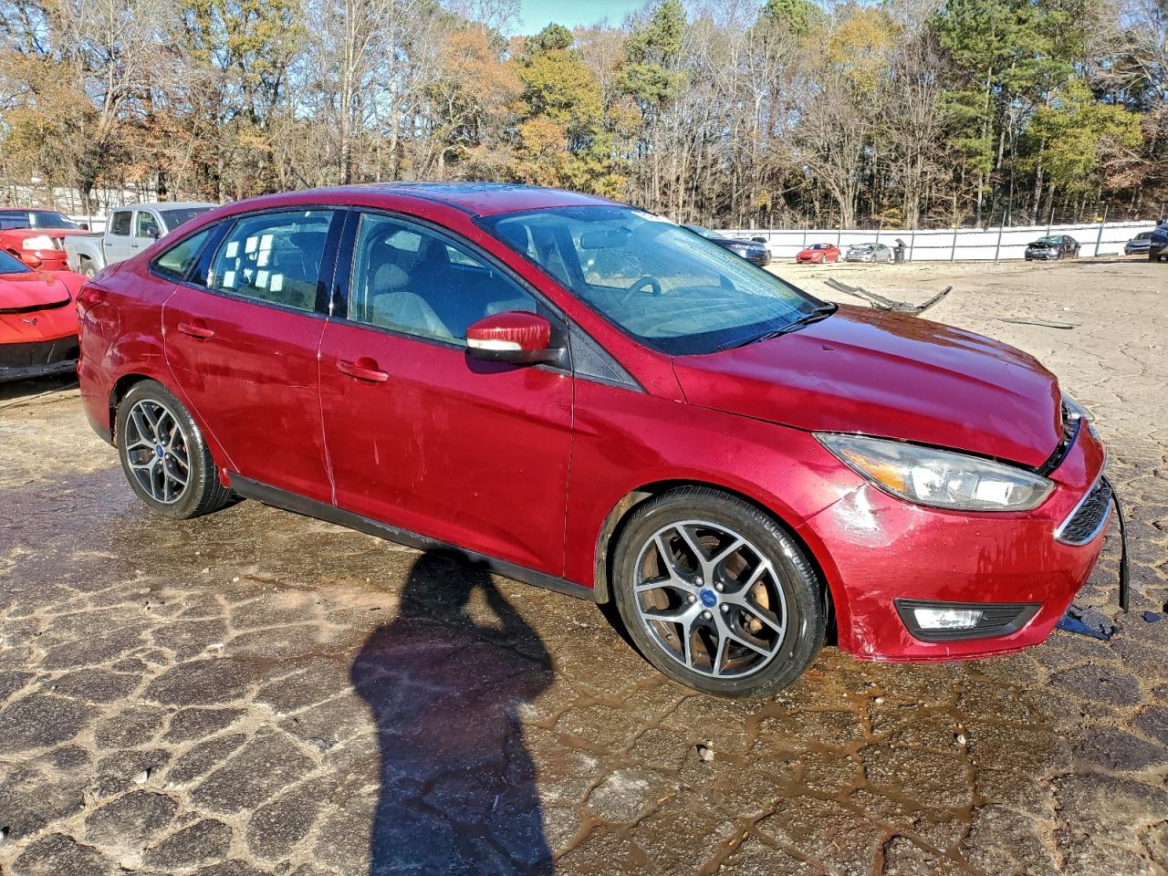 2017 FORD FOCUS SEL photo 4