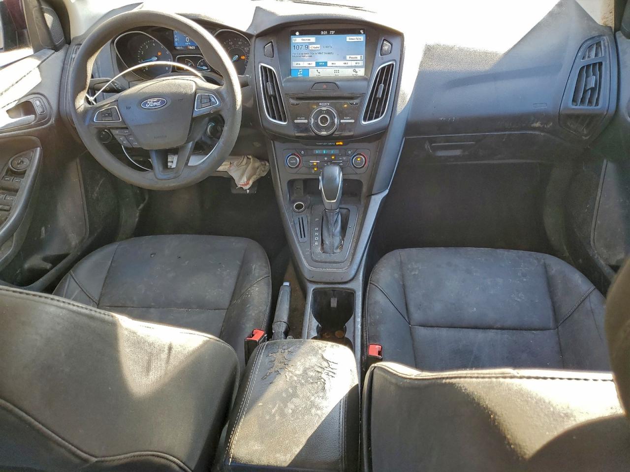 2017 FORD FOCUS SEL photo 8