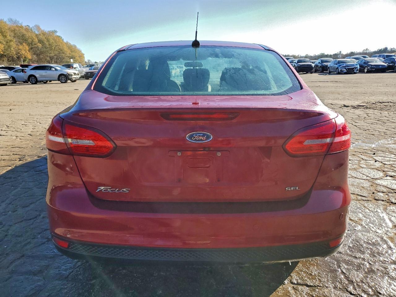 2017 FORD FOCUS SEL photo 6