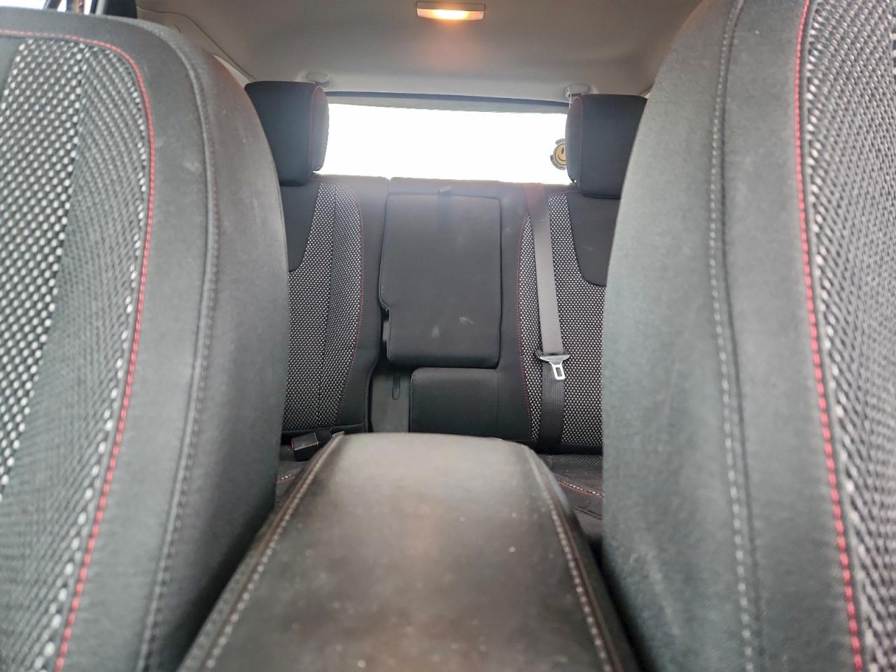 2017 GMC TERRAIN SLE photo 10