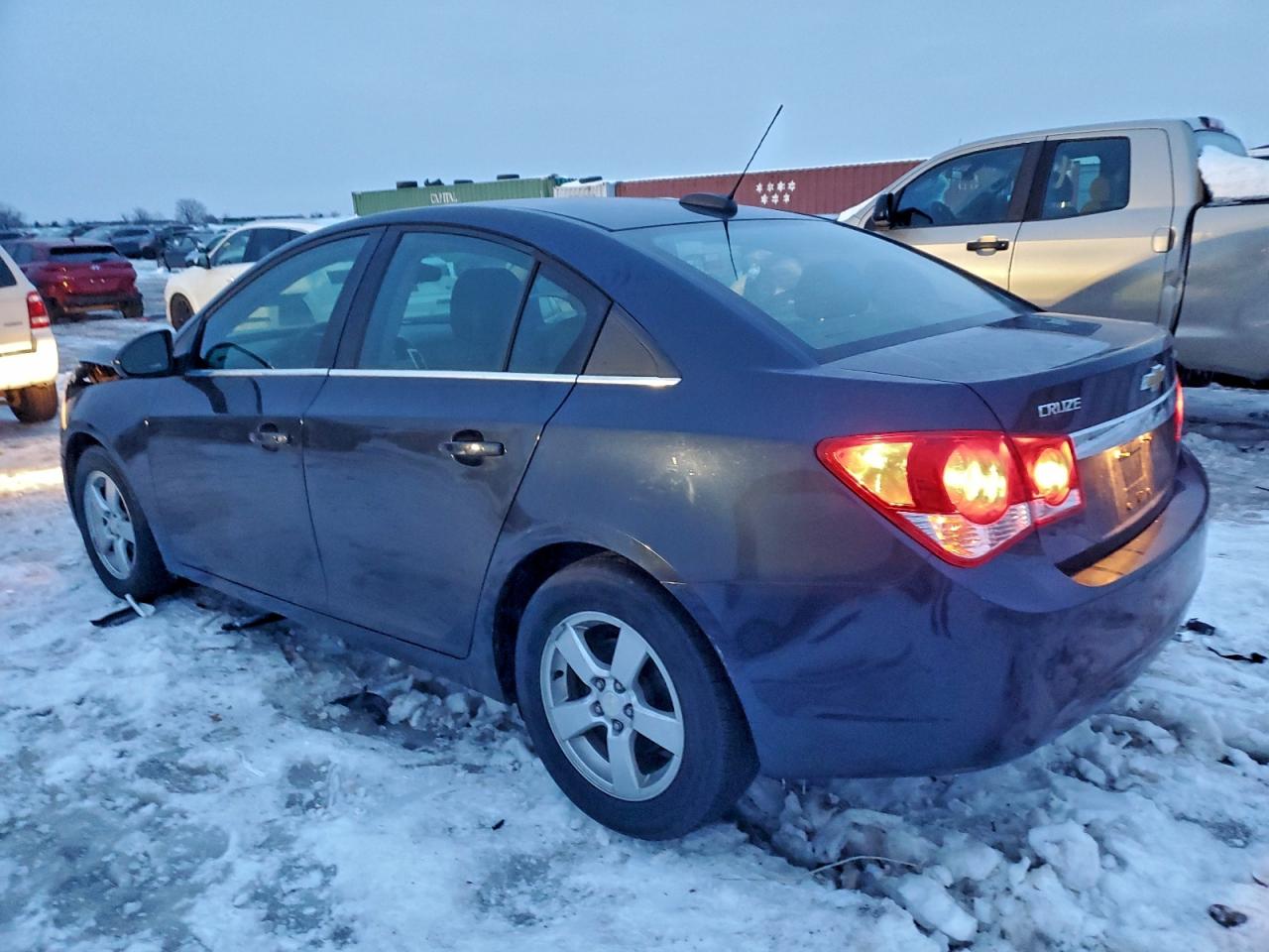 2016 CHEVROLET CRUZE LIMITED LT photo 2