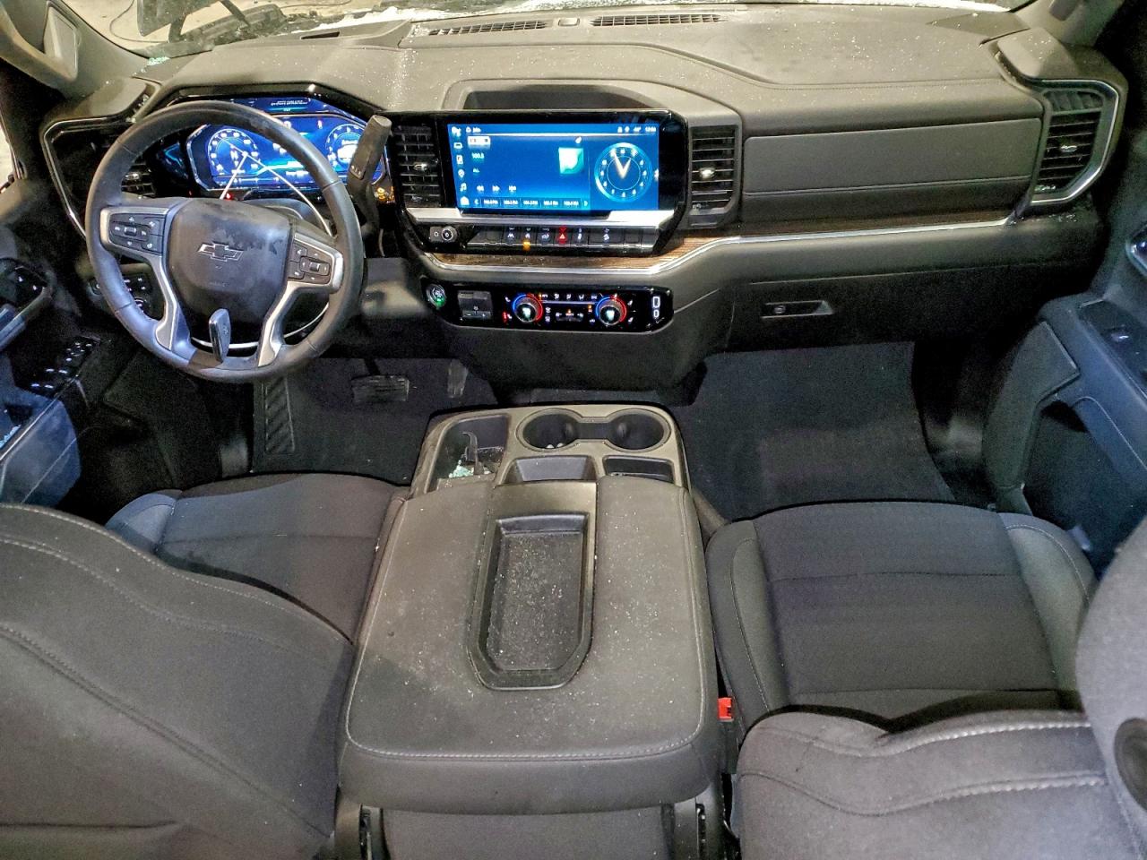 2024 CHEVROLET SILVERADO K1500 RST photo 8