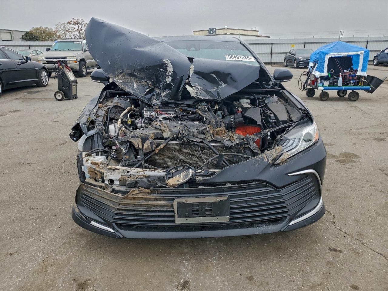2023 TOYOTA CAMRY XLE photo 13