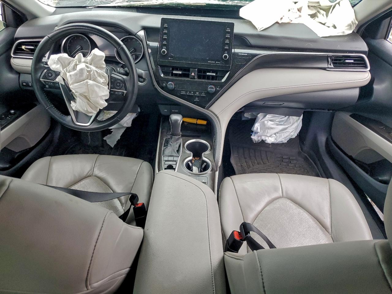 2023 TOYOTA CAMRY XLE photo 22