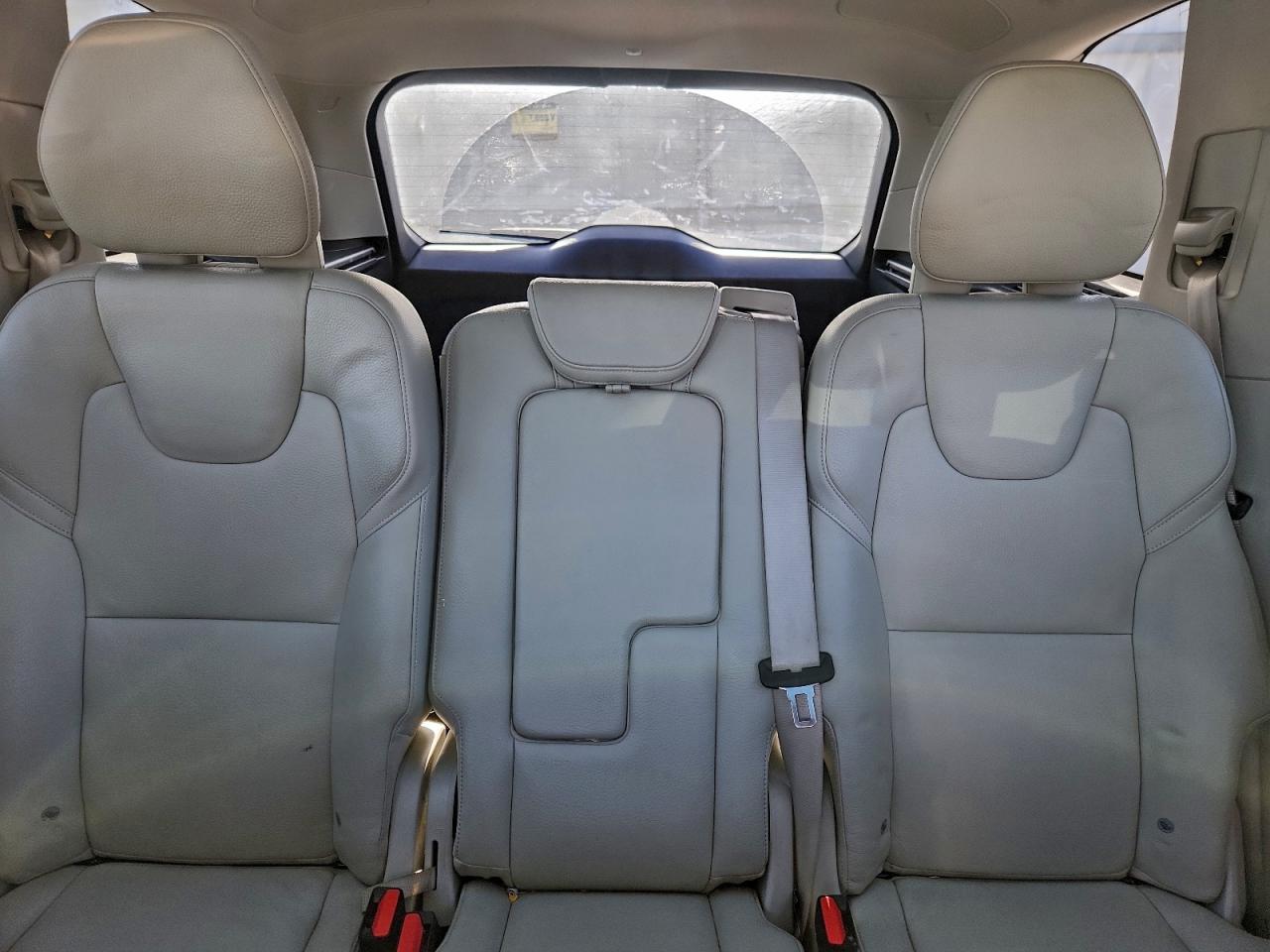 2017 VOLVO XC90 photo 19