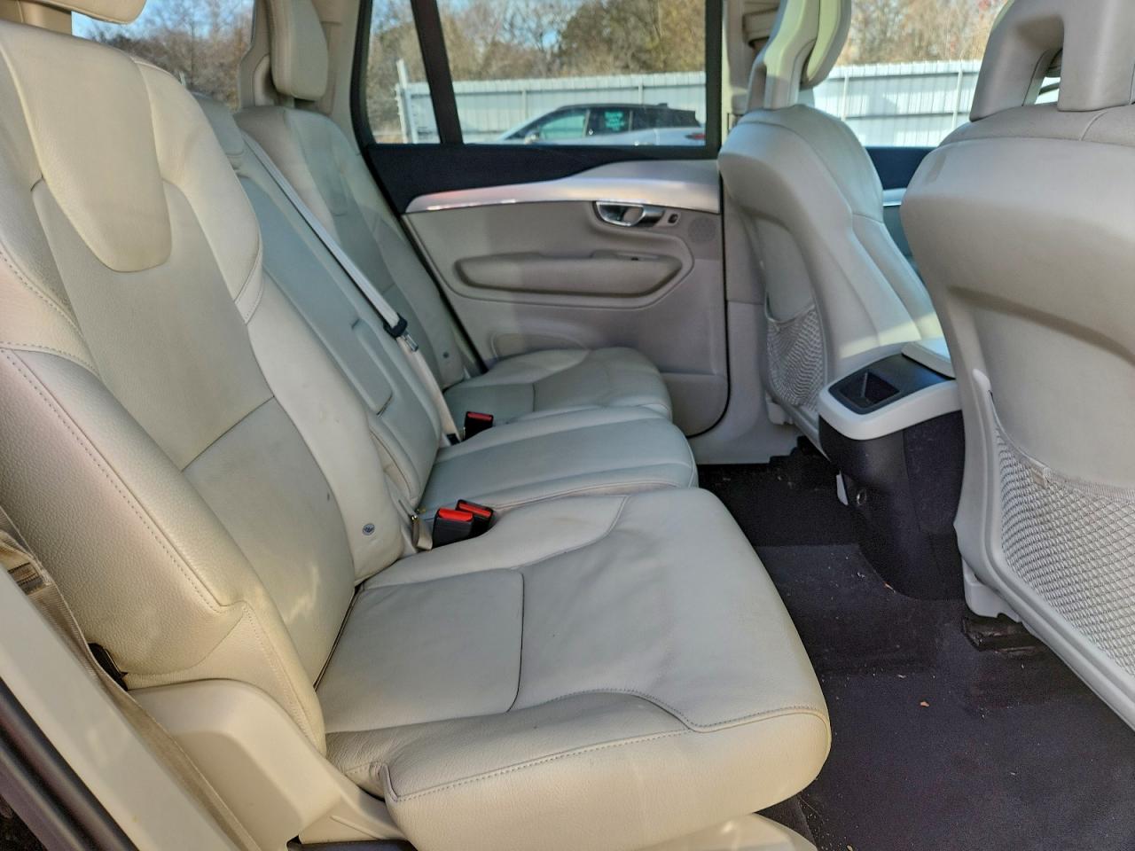 2017 VOLVO XC90 photo 21