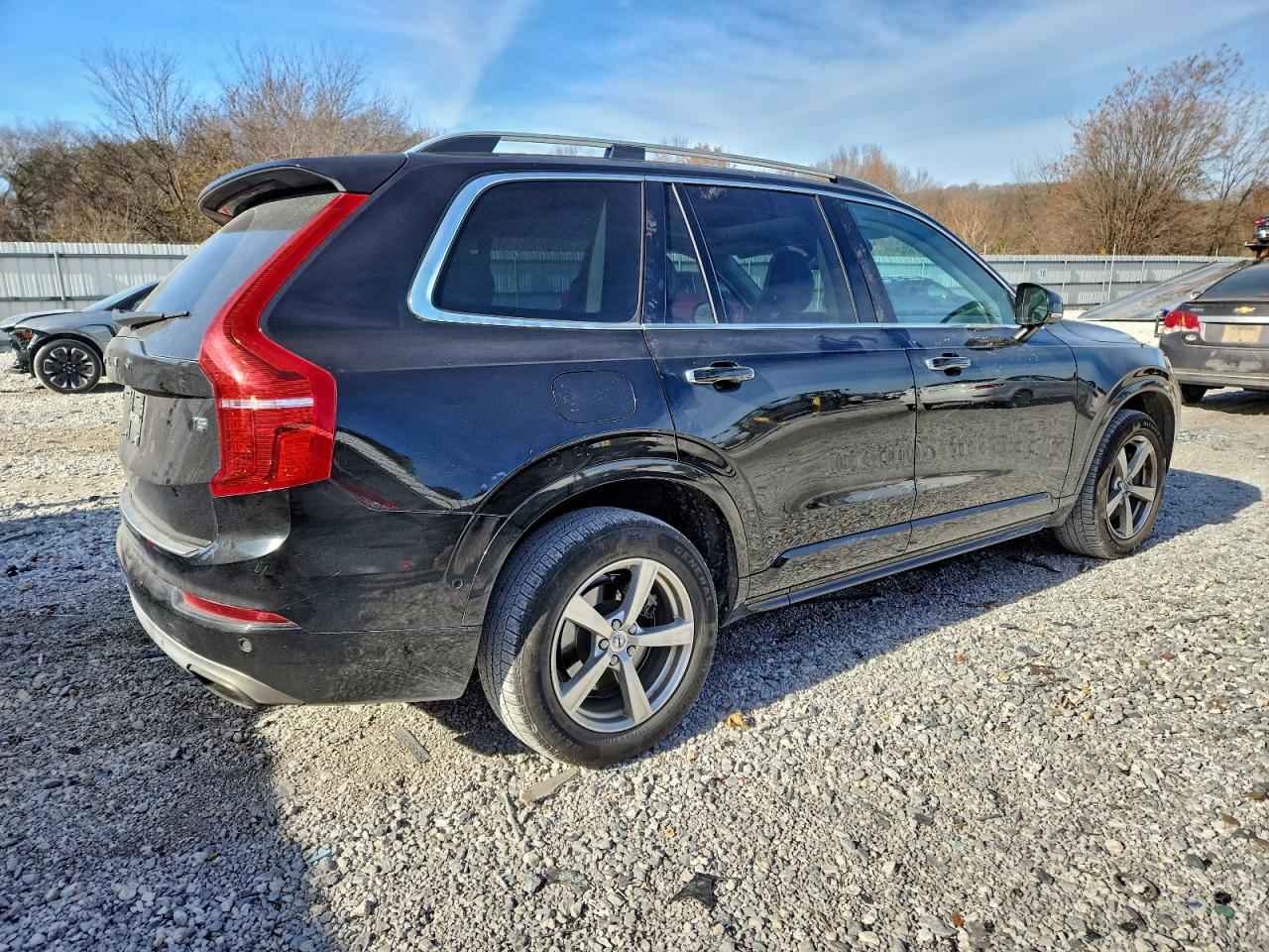 2017 VOLVO XC90 photo 5