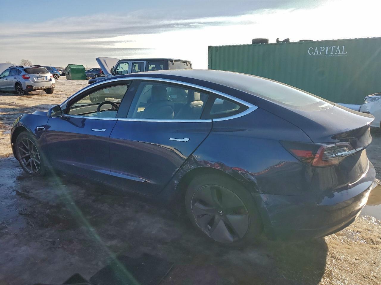 2018 TESLA MODEL 3 photo 2