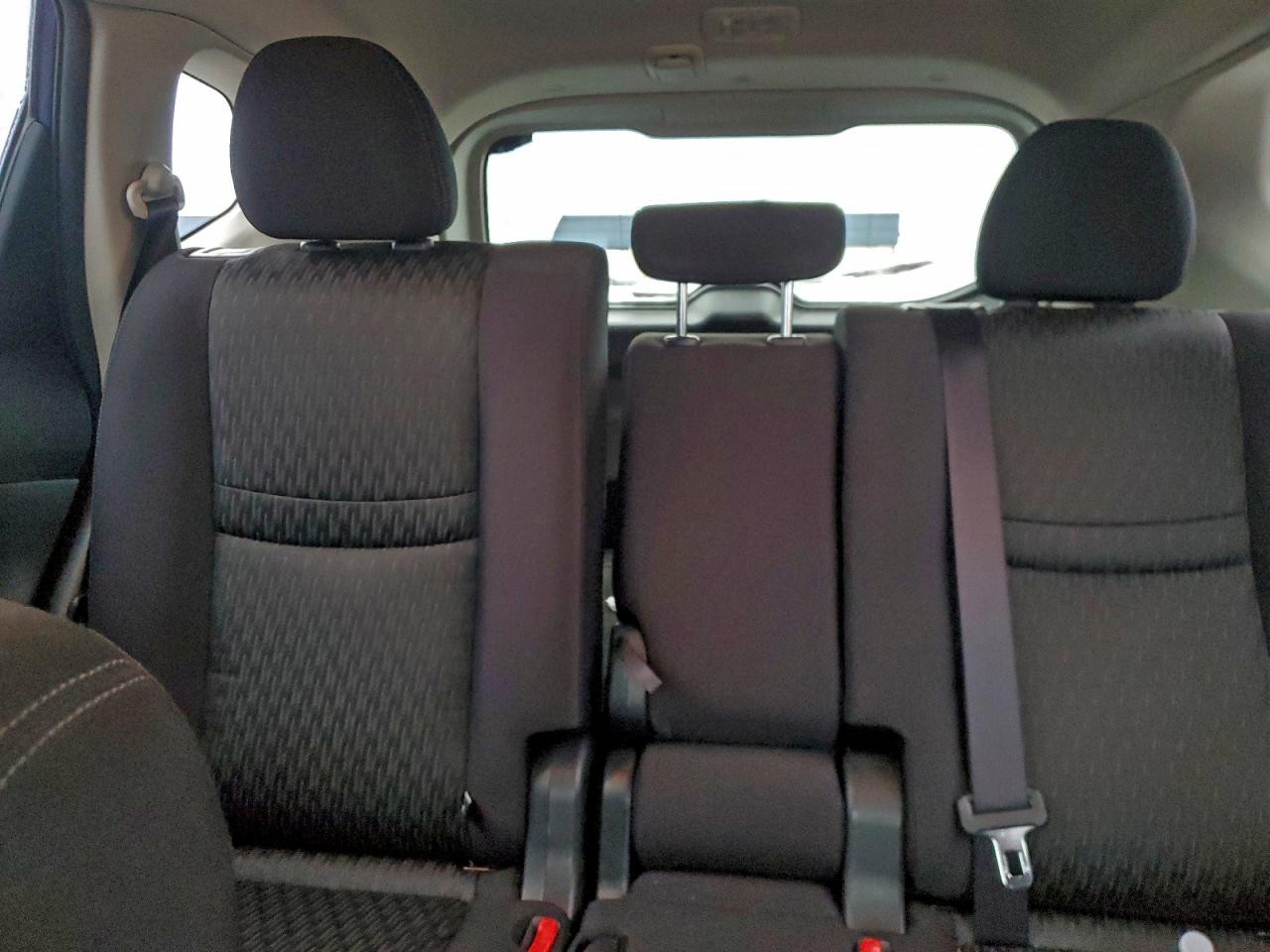 2020 NISSAN ROGUE S photo 19