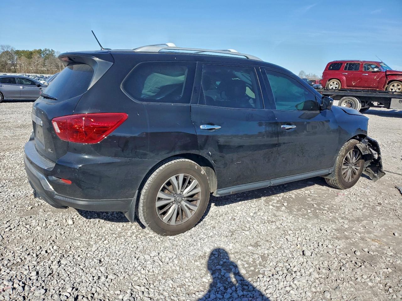 2017 NISSAN PATHFINDER S photo 3